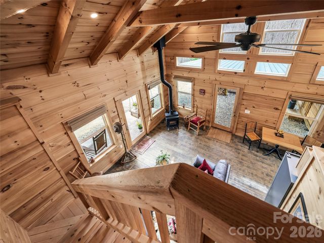 131 White Oak Way, Hot Springs, NC 28743