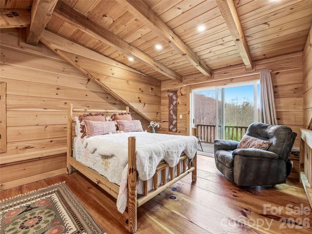 131 White Oak Way, Hot Springs, NC 28743