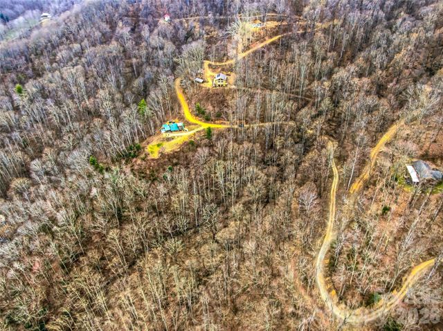131 White Oak Way, Hot Springs, NC 28743