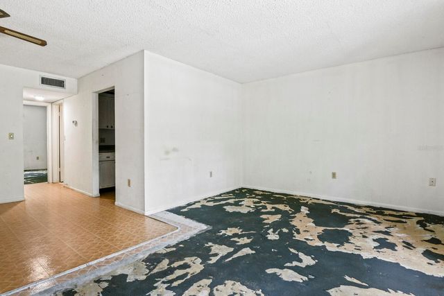 4335 AEGEAN DRIVE 254A, Tampa, FL 33611