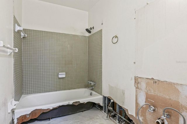 4335 AEGEAN DRIVE 254A, Tampa, FL 33611