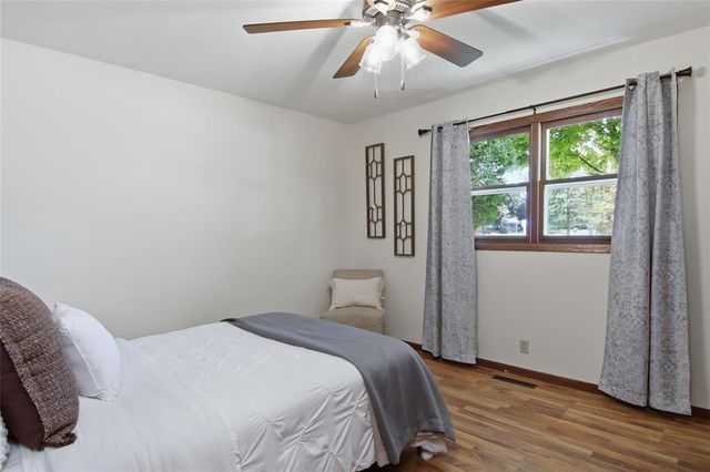 1122 Piedmont Road, Eau Claire, WI 54703