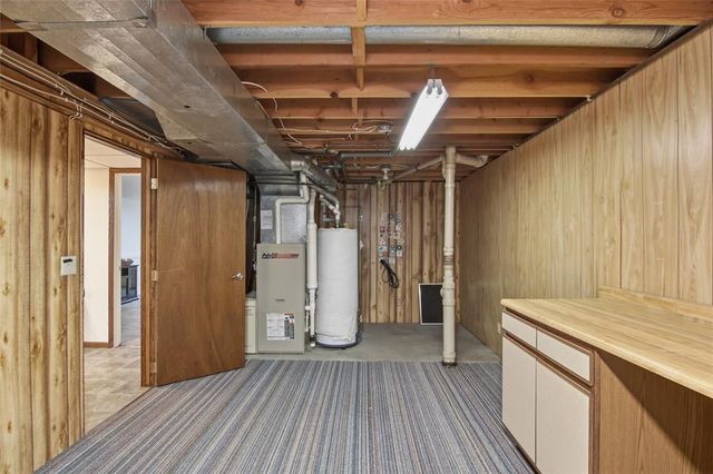 1122 Piedmont Road, Eau Claire, WI 54703
