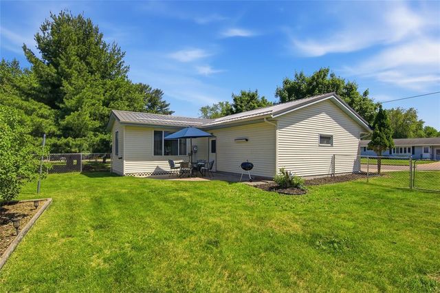 1122 Piedmont Road, Eau Claire, WI 54703