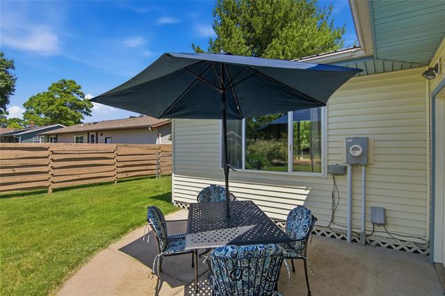 1122 Piedmont Road, Eau Claire, WI 54703