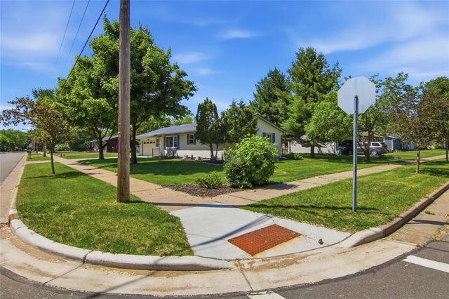 1122 Piedmont Road, Eau Claire, WI 54703