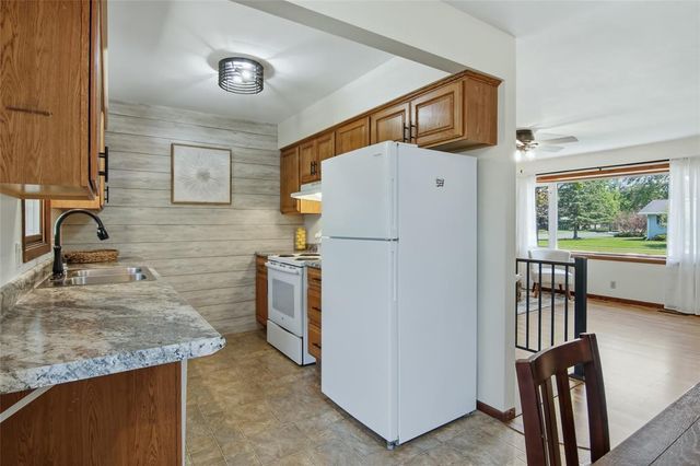 1122 Piedmont Road, Eau Claire, WI 54703