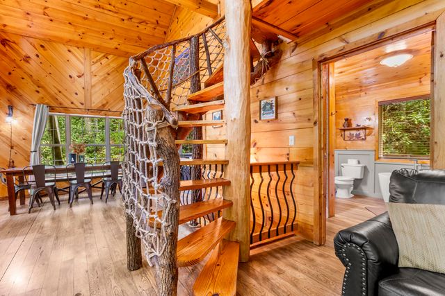 77 Lloyd Lane, Stanton, KY 40380