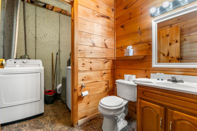 77 Lloyd Lane, Stanton, KY 40380