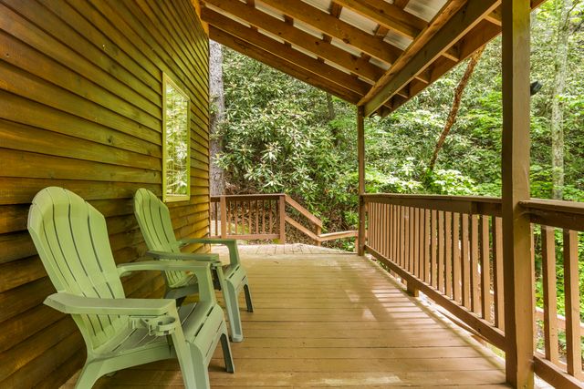 77 Lloyd Lane, Stanton, KY 40380