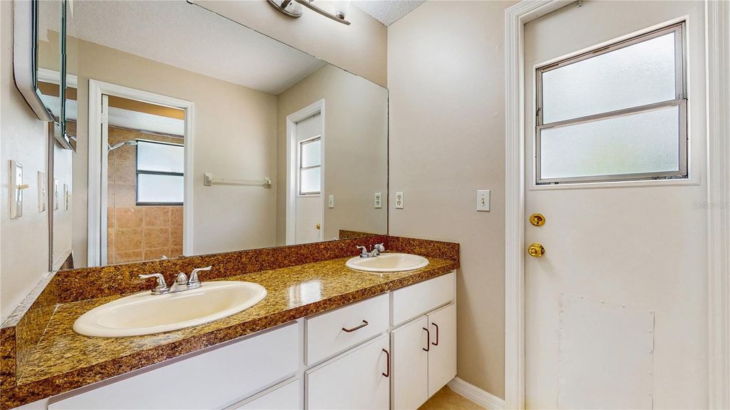 Image 18 of property listing at 5130 SUN PALM DRIVE, Windermere, FL 34786