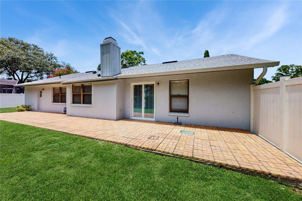 Image 27 of property listing at 5130 SUN PALM DRIVE, Windermere, FL 34786