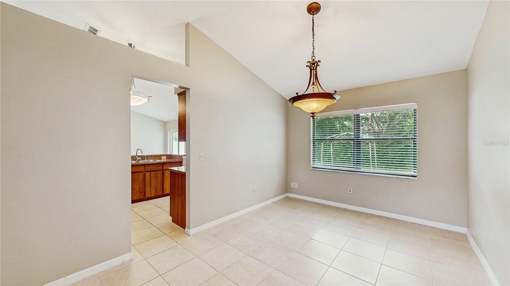 Image 7 of property listing at 5130 SUN PALM DRIVE, Windermere, FL 34786