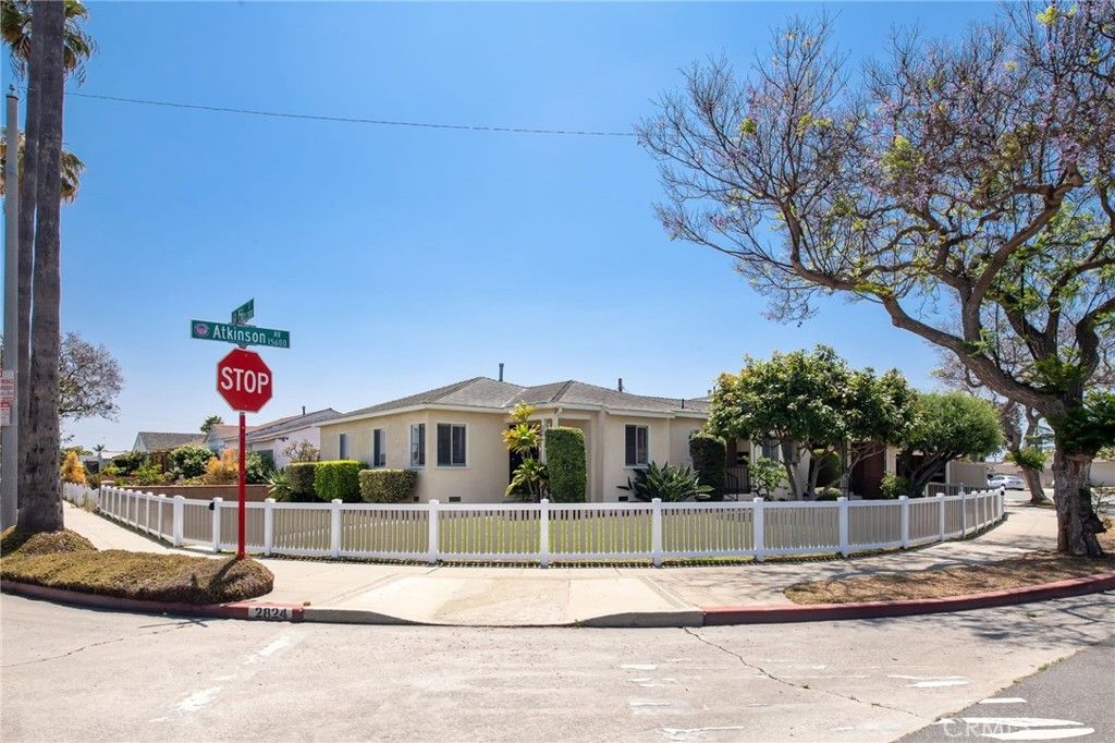 2824 W 156th Street W 2, Gardena, CA 90249