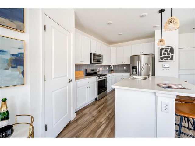 1828 S Poplar Ct, Denver, CO 80224