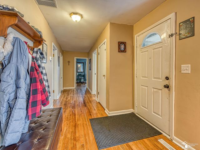 3001 Yargerville Road, La Salle, MI 48145