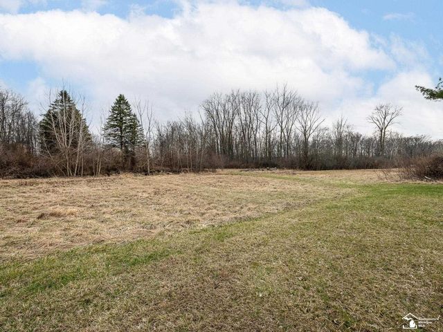 3001 Yargerville Road, La Salle, MI 48145