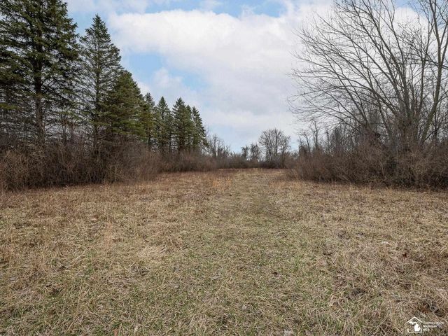 3001 Yargerville Road, La Salle, MI 48145