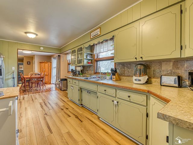 3001 Yargerville Road, La Salle, MI 48145