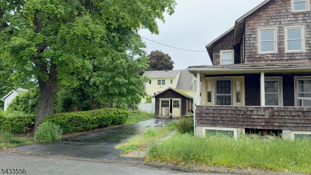 518 Liberty St, Boonton Town, NJ 07005