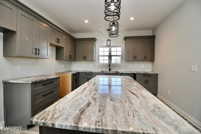 5382 Spring Meadows Way, Fenton Twp, MI 48451