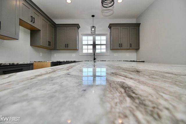 5382 Spring Meadows Way, Fenton Twp, MI 48451