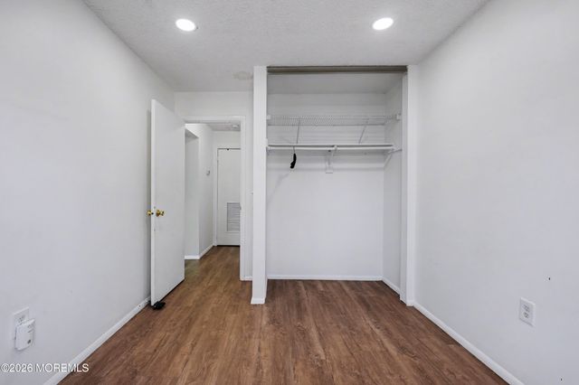 1807 Lilly Lane, Jackson, NJ 08527