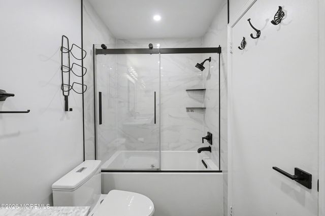 1807 Lilly Lane, Jackson, NJ 08527