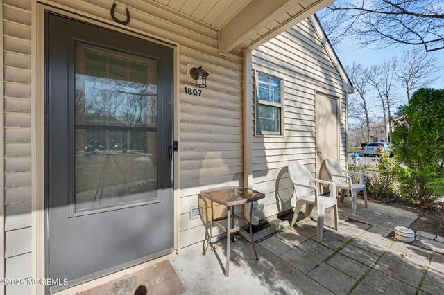 1807 Lilly Lane, Jackson, NJ 08527