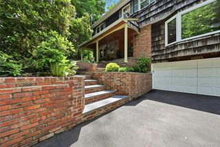 28 Maplewood Drive, Northport, NY 11768
