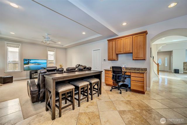 14770 NE 60th Court, Redmond, WA 98052