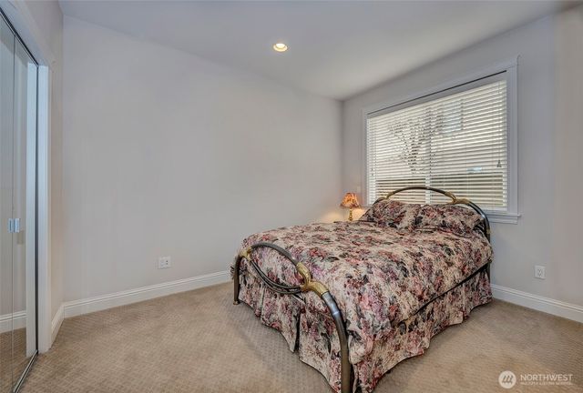 14770 NE 60th Court, Redmond, WA 98052