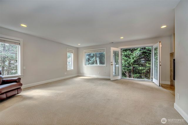 14770 NE 60th Court, Redmond, WA 98052