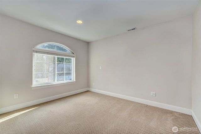 14770 NE 60th Court, Redmond, WA 98052