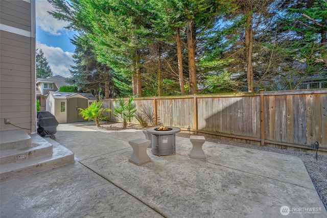 14770 NE 60th Court, Redmond, WA 98052