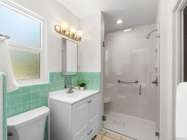 2136 Guy Street, San Diego, CA 92103