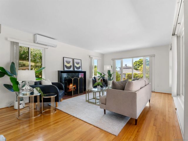 2136 Guy Street, San Diego, CA 92103