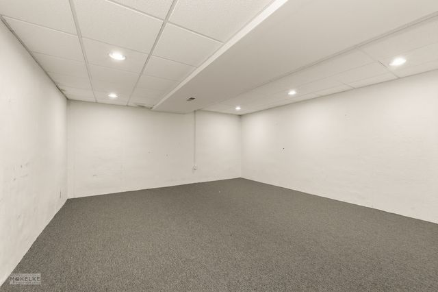 109 Old Post Road, Oswego, IL 60543