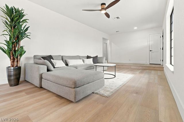 6520 Coley Avenue, Las Vegas, NV 89146