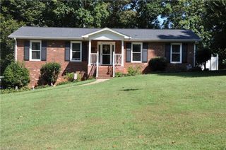 6045 Woodcove Drive, Winston-salem, NC 27104