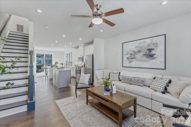 522 Music Hall Way, Charlotte, NC 28203