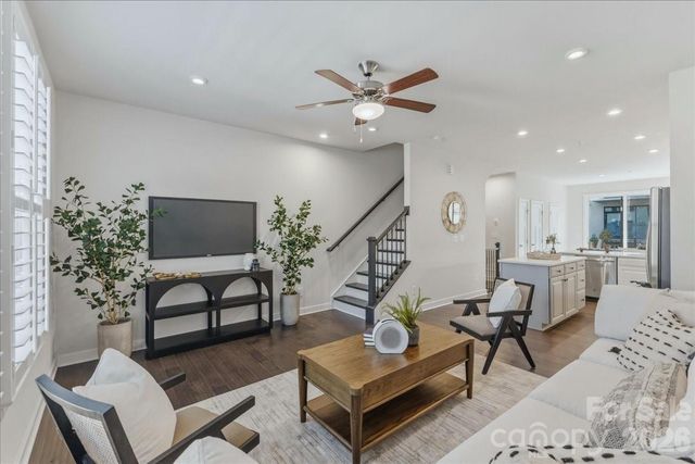 522 Music Hall Way, Charlotte, NC 28203