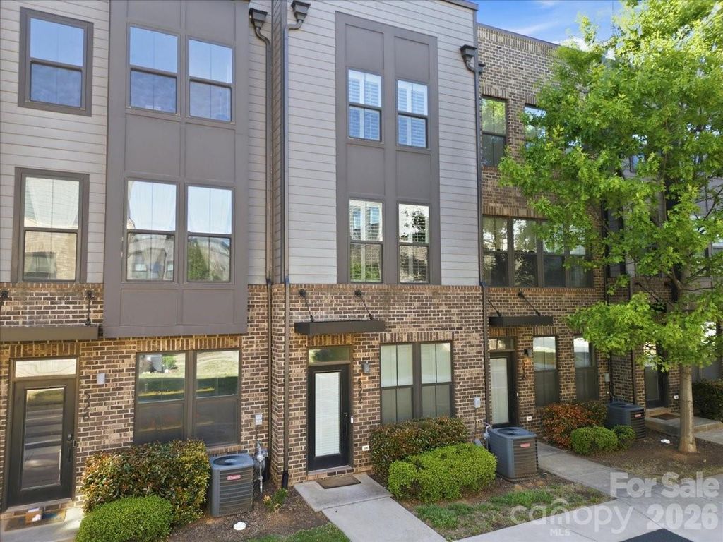 522 Music Hall Way, Charlotte, NC 28203