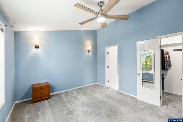 1942 Waymire St NW, Salem, OR 97304
