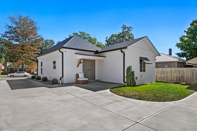 507 N Lexington Avenue, Wilmore, KY 40390