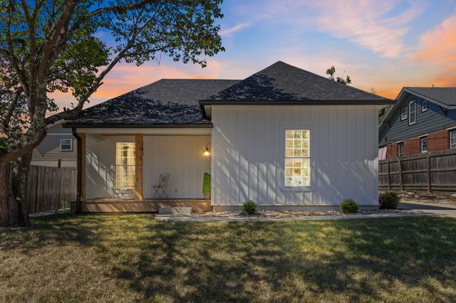 507 N Lexington Avenue, Wilmore, KY 40390
