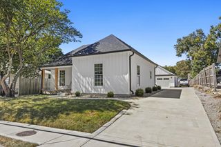 507 N Lexington Avenue, Wilmore, KY 40390