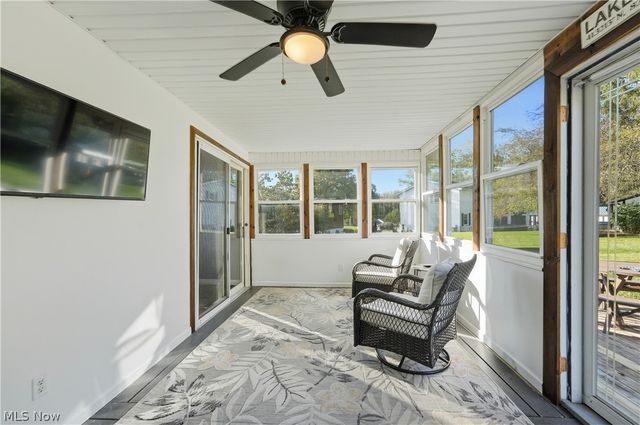 1042 Oak Hill Drive NE, Massillon, OH 44646