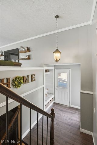 1042 Oak Hill Drive NE, Massillon, OH 44646