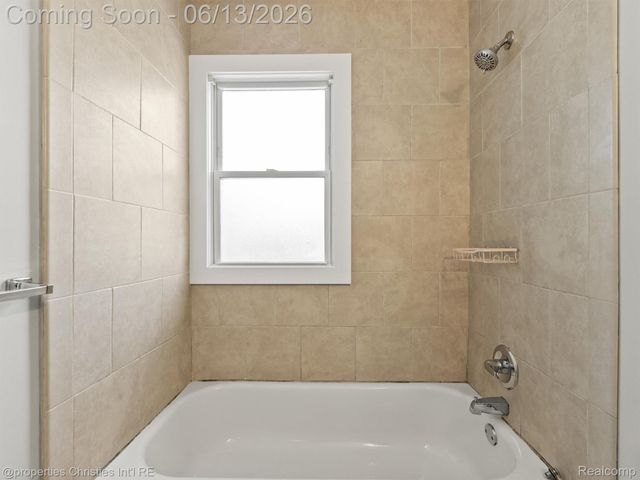 1797 E Marshall Street, Ferndale, MI 48220